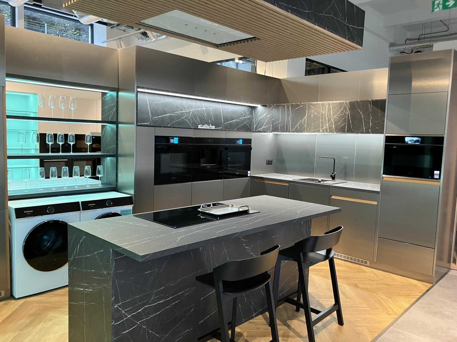 Designová expozice kuchyňských spotřebičů